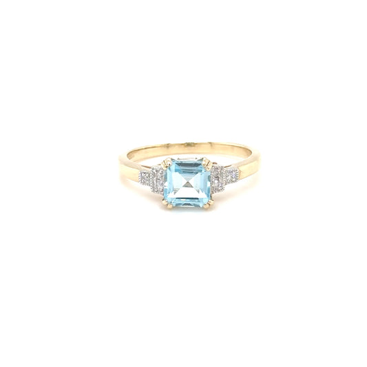 9ct Yellow Gold Vintage Style Blue Topaz and Diamond Ring